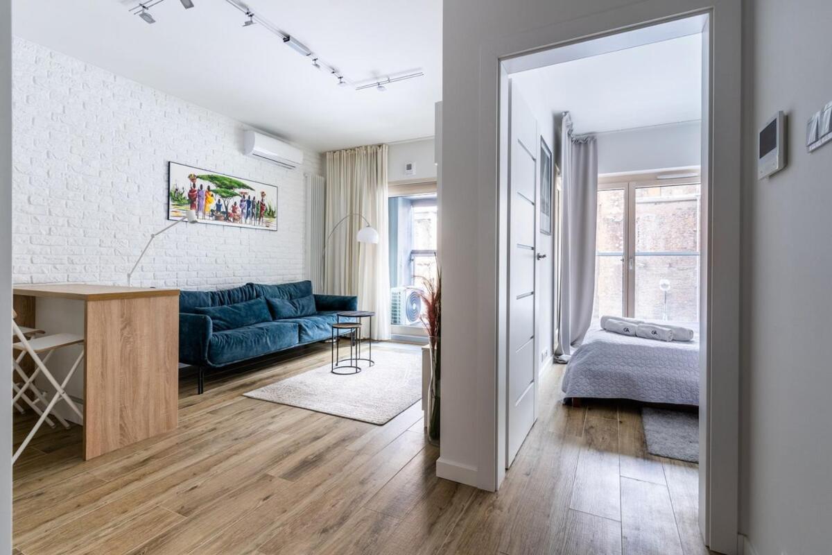 Urban Chic - Mennica - One Bedroom -citycenter&3 Apartament Warszawa